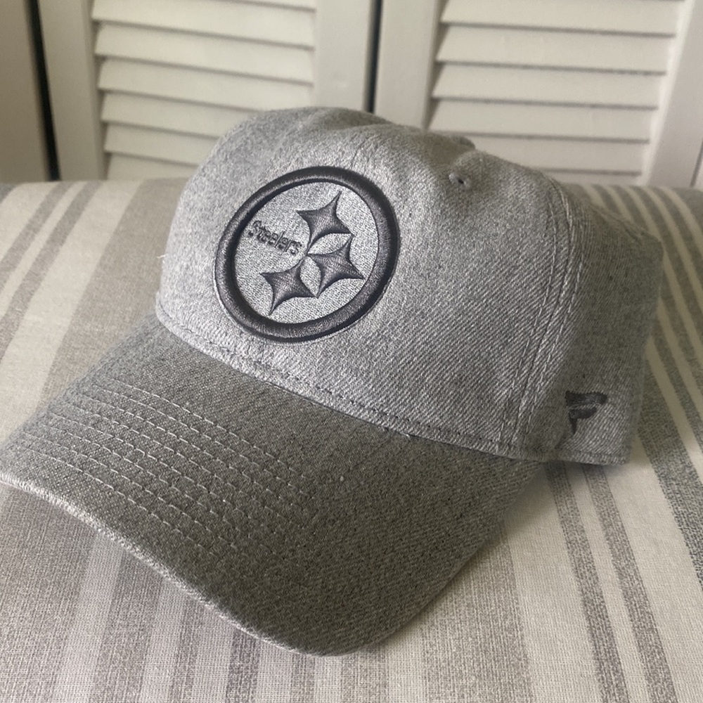 PRO LINE ball cap Fanatics Steelers Gray color
